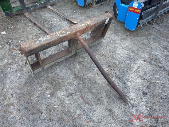 TRACTOR HAY SPEAR ATTACHMENT