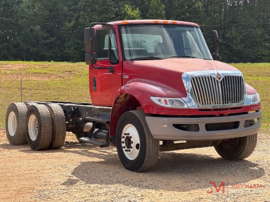 2014 International 4400 Dura Star T/A Cab & Chassis Truck