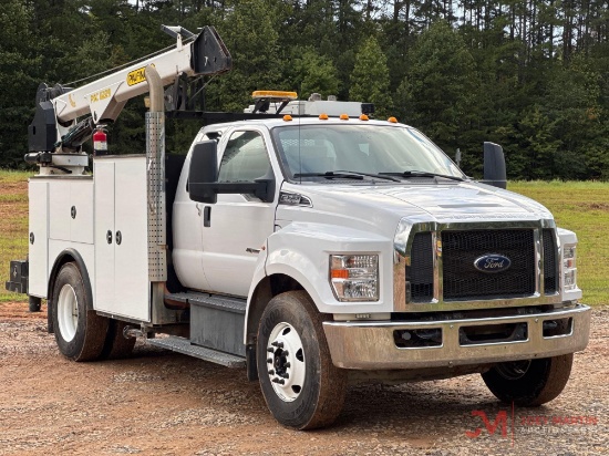 2019 FORD F-750 SUPER DUTY SERVICE TRUCK