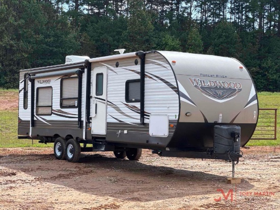 2017 FOREST RIVER 27REIS CAMPER