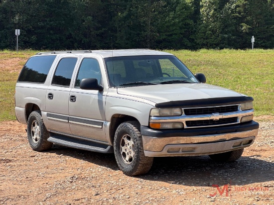 2004 Chevrolet Suburban SUV