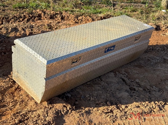 ALUMINUM TRUCK TOOLBOX