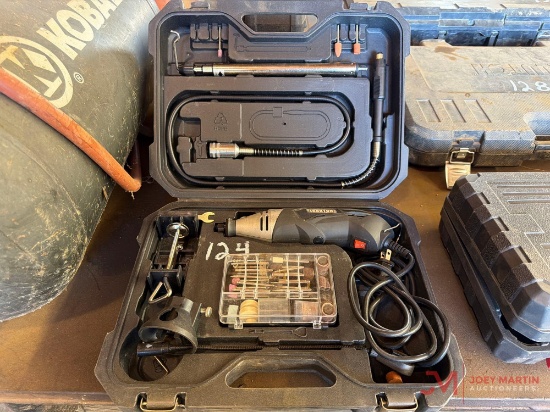 IRONTON DREMAL SET W/ CASE