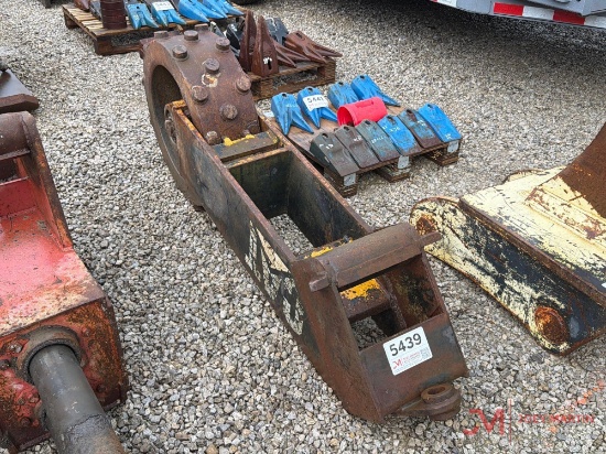 Cat Compactor Wheel Excavator Attachment