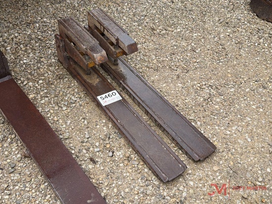 39" Clamp On Bucket Forks
