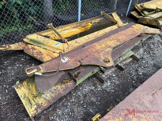 Off Road Dump Truck Tail Gate And Arms