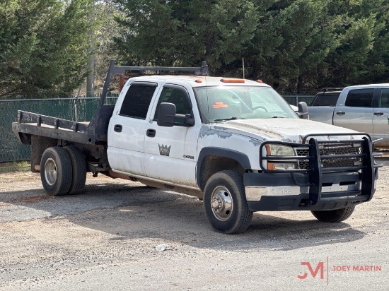 2006 CHEVROLET 3500 FLATBED TRUCK