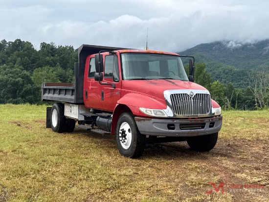 2004 International 4400 Single Axle Dump Truck