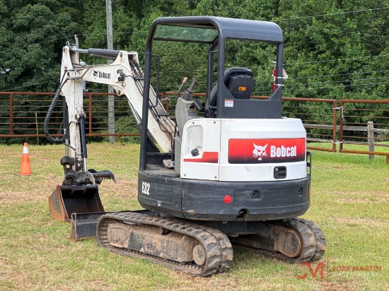 2013 Bobcat E32 Mini Excavator