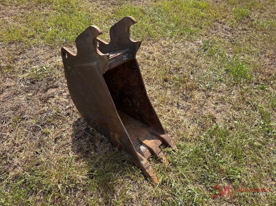 Kubota 12 Tooth Bucket