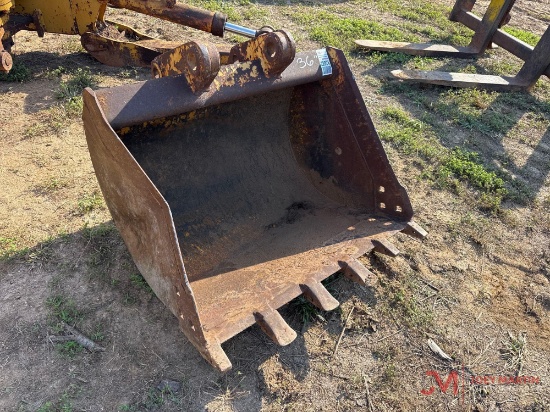 36" Backhoe Tooth Bucket