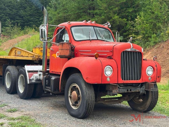 Mack B61 Day Cab Truck Tractor
