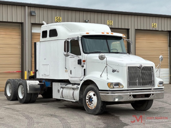2005 INTERNATIONAL EAGLE 9400i SLEEPER TRUCK TRACTOR