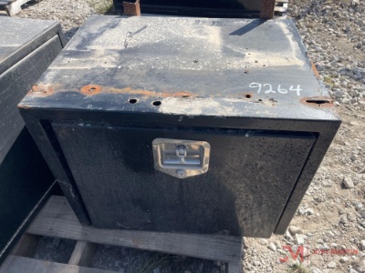 (1) Flatbed Truck Tool Boxes