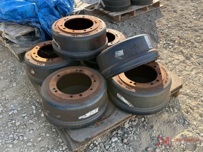 Pallet 6 Unused Brake Drums