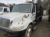 (3292) 2002 International 4400  DT466