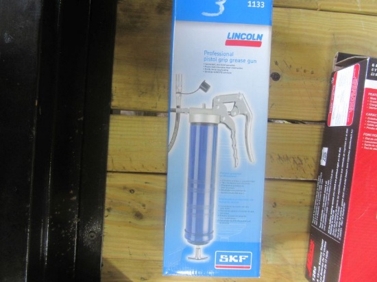 (4261)  Lincoln Pistol Grip Grease Gun