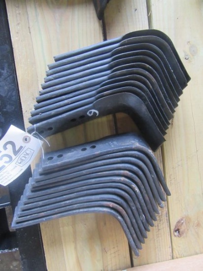 (4252)  Set of Tiller Blades