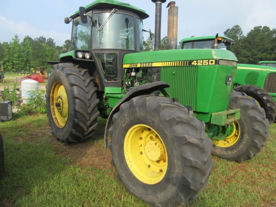 (3561) John Deere 4250