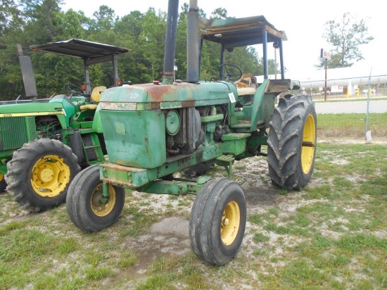 (10497) John Deere 4430 Tractor