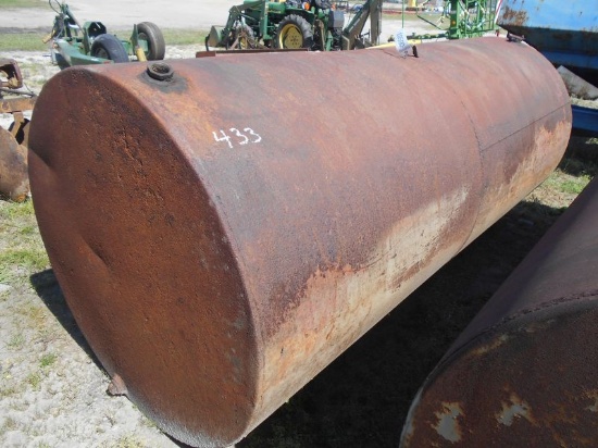 (6507)  Large Fuel Tank with Skids (LOCAL ESTATE)
