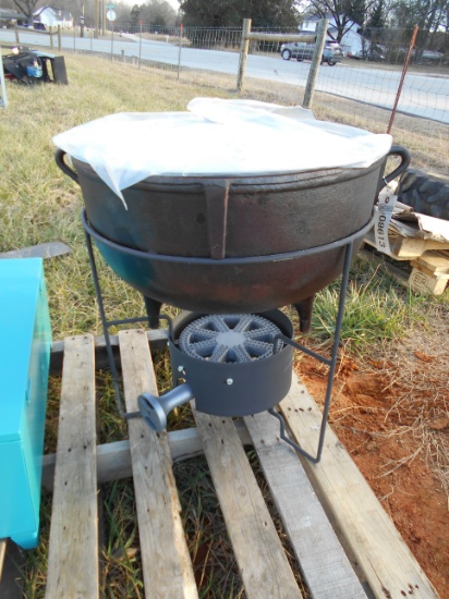 (9613)  30 Gallon Kettle W/ Burner