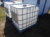 (9002)  250 Gallon Storage Tank with Cage