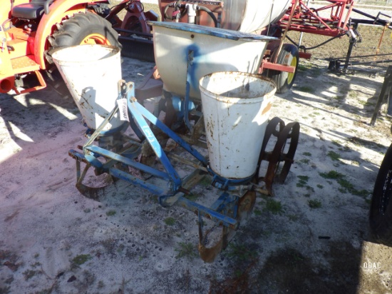 (1043) Ford 309 2 row, 3pt Planter