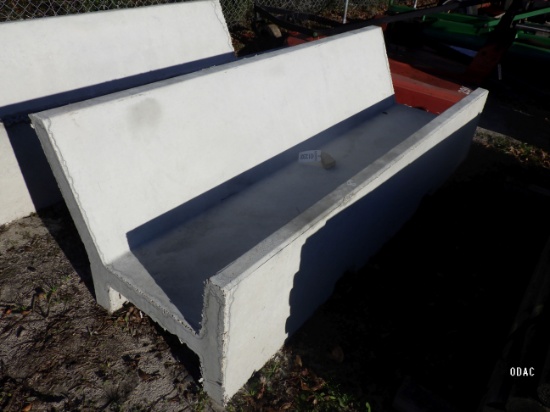 (1232) 8' J Bunk Feeder