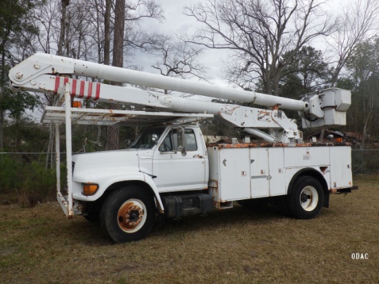 (1784) 1997 Ford 750 Bucket Truck (w/title)