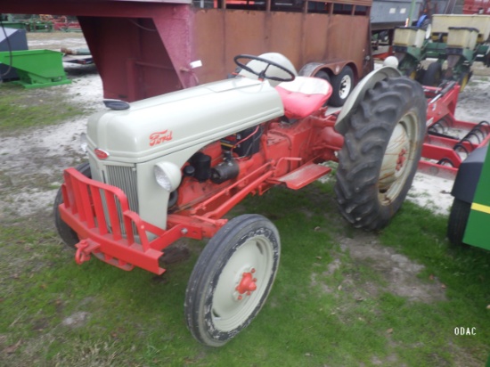 (2037) Ford Model 8N Non ROPS Tractor
