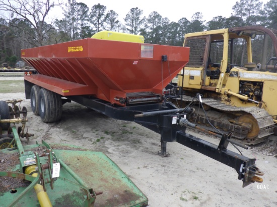 (2063) Pequea Model SP550 Litter Spreader