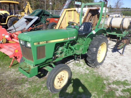 (2094) John Deere 850 ROPS Tractor