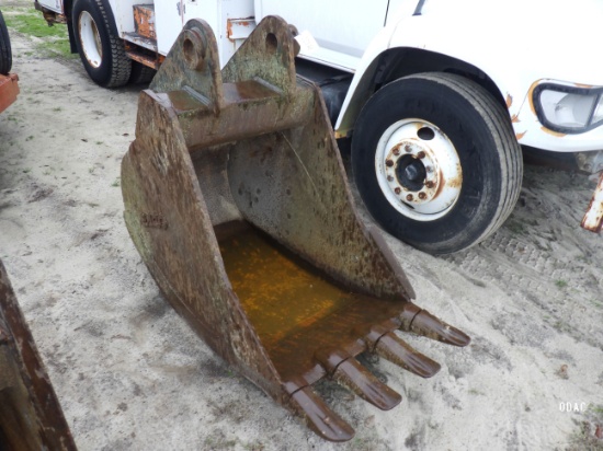 (2146) Esco 30" Bucket