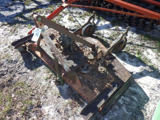(2193) 5' Finishing Mower (Needs Belts)