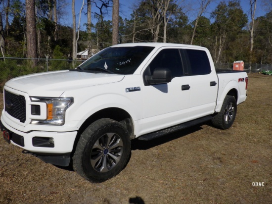 (2259) 2019 Ford F150 4 Door Pickup  (w/Title)