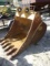(4490) CAT 1.8 yd Bucket Fits CAT 323 Excavator