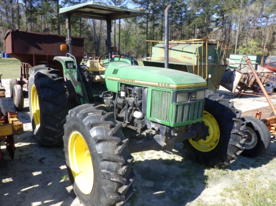 (1996) John Deere 5500 ROPS Tractor