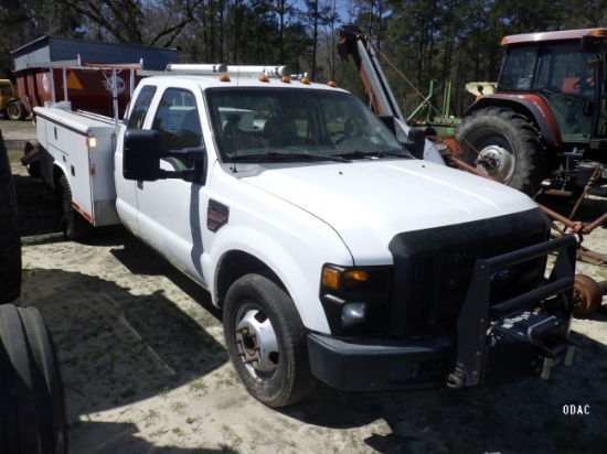 (4065) 2009 Ford F-350XL Service Truck (w/Title)