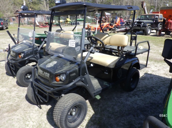 (4070) Gas 4 Seat Golf Cart