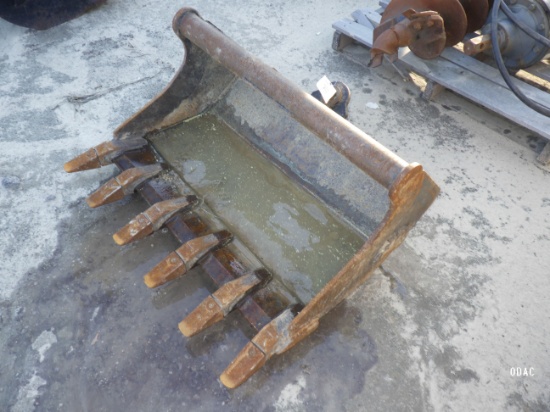 (4156) 36" Mini Excavator Bucket w/Teeth(Absolute)