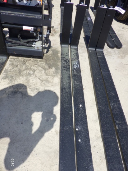 (4232) (2) 60" Pallet Forks
