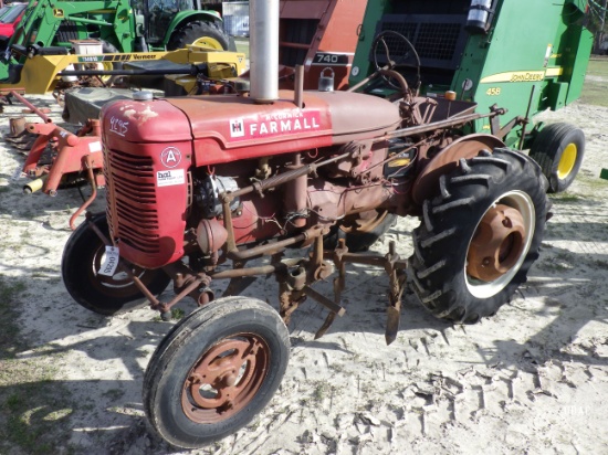 (4295) Farmall Super-A Non ROPS Tractor
