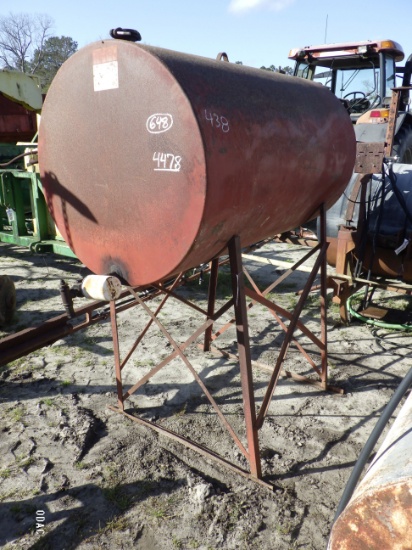 (4478) 300 Gallon Fuel Tank on Stand
