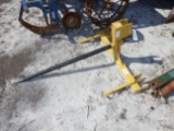 (2031) Behlen Country 3pt  Hay Spear