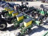 (4005) Strip Till w/John Deere 1700 Air Planter