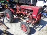 (4129) International Farmall 140 Non ROPS Tractor