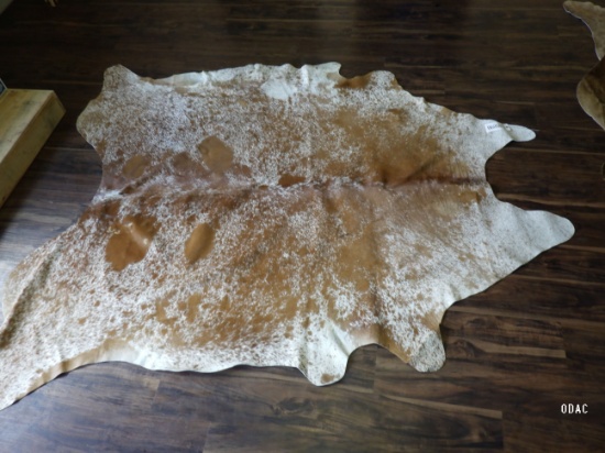 (2090) Cowhide Rug