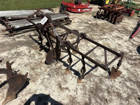 (8956) Pittsburgh 3pt 2-Row Cultivator