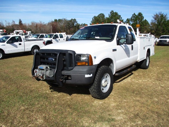 ABSOLUTE 2006 FORD F-350 EXT,